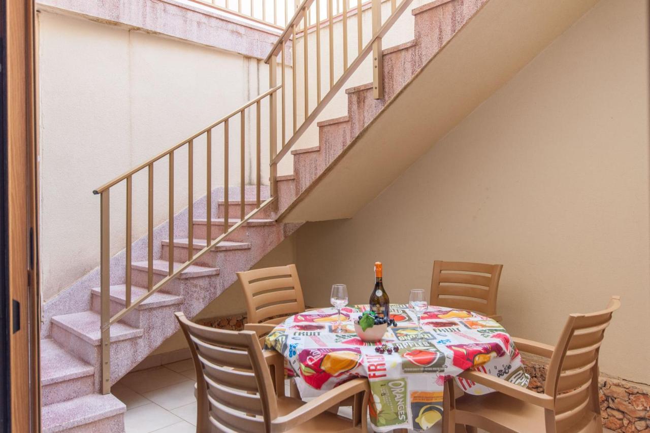 Pool And Sea Merill Apartments - Happy Rentals Mellieħa Exterior foto